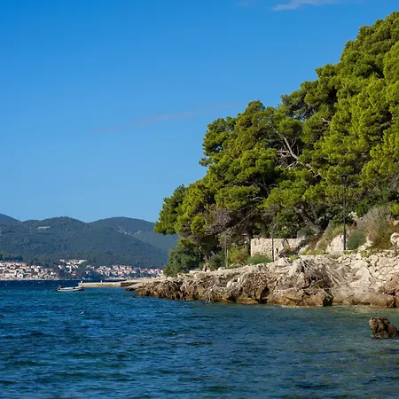 Beachvilla Adriastone With Pool And Jacuzzi * 오레비츠