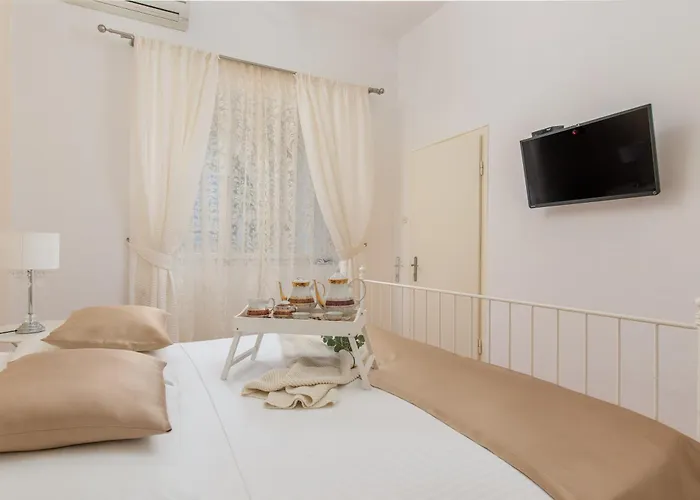 Beachvilla Adriastone With Pool And Jacuzzi 别墅 奥瑞比克