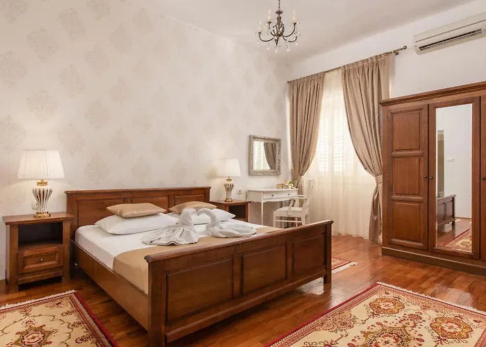 Beachvilla Adriastone With Pool And Jacuzzi 别墅 *