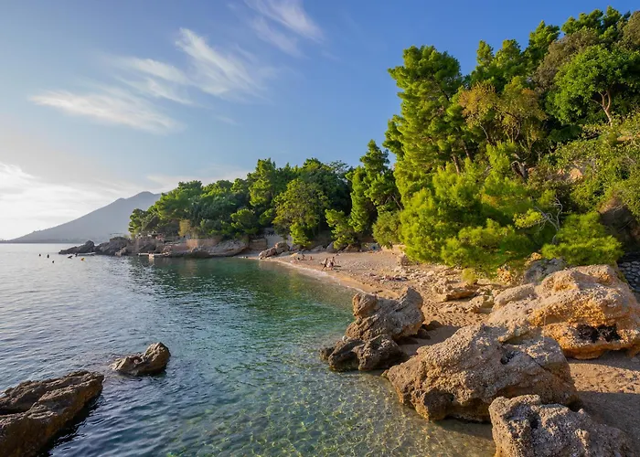 Beachvilla Adriastone With Pool And Jacuzzi