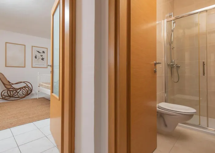 Beachvilla Adriastone With Pool And Jacuzzi 别墅 *