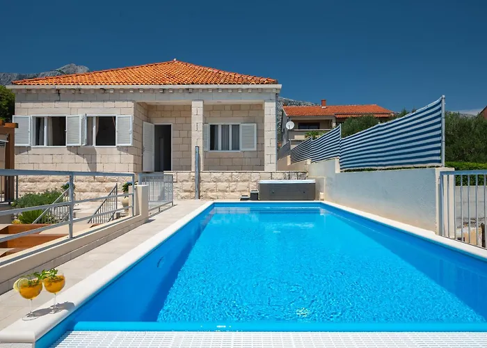 Beachvilla Adriastone With Pool And Jacuzzi 别墅 奥瑞比克