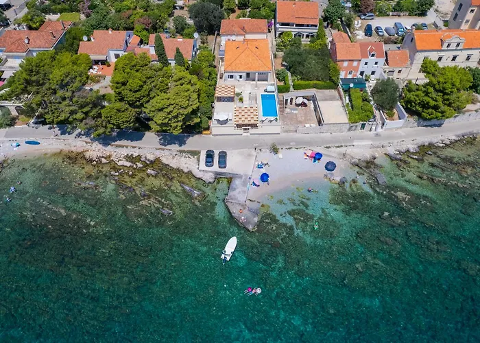 别墅 Beachvilla Adriastone With Pool And Jacuzzi *