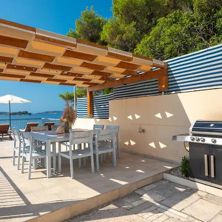 Beachvilla Adriastone With Pool And Jacuzzi Villa
