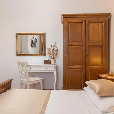 Beachvilla Adriastone With Pool And Jacuzzi *