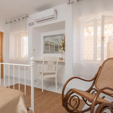 Beachvilla Adriastone With Pool And Jacuzzi * オレビック